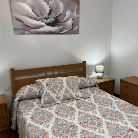 Apartamentos Playa De La Concha Porto de Espasante Exteriör bild