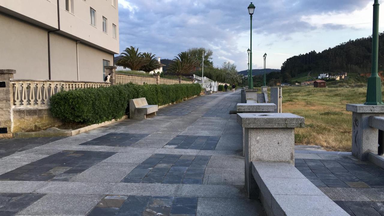 Apartamentos Playa De La Concha Porto de Espasante Exteriör bild